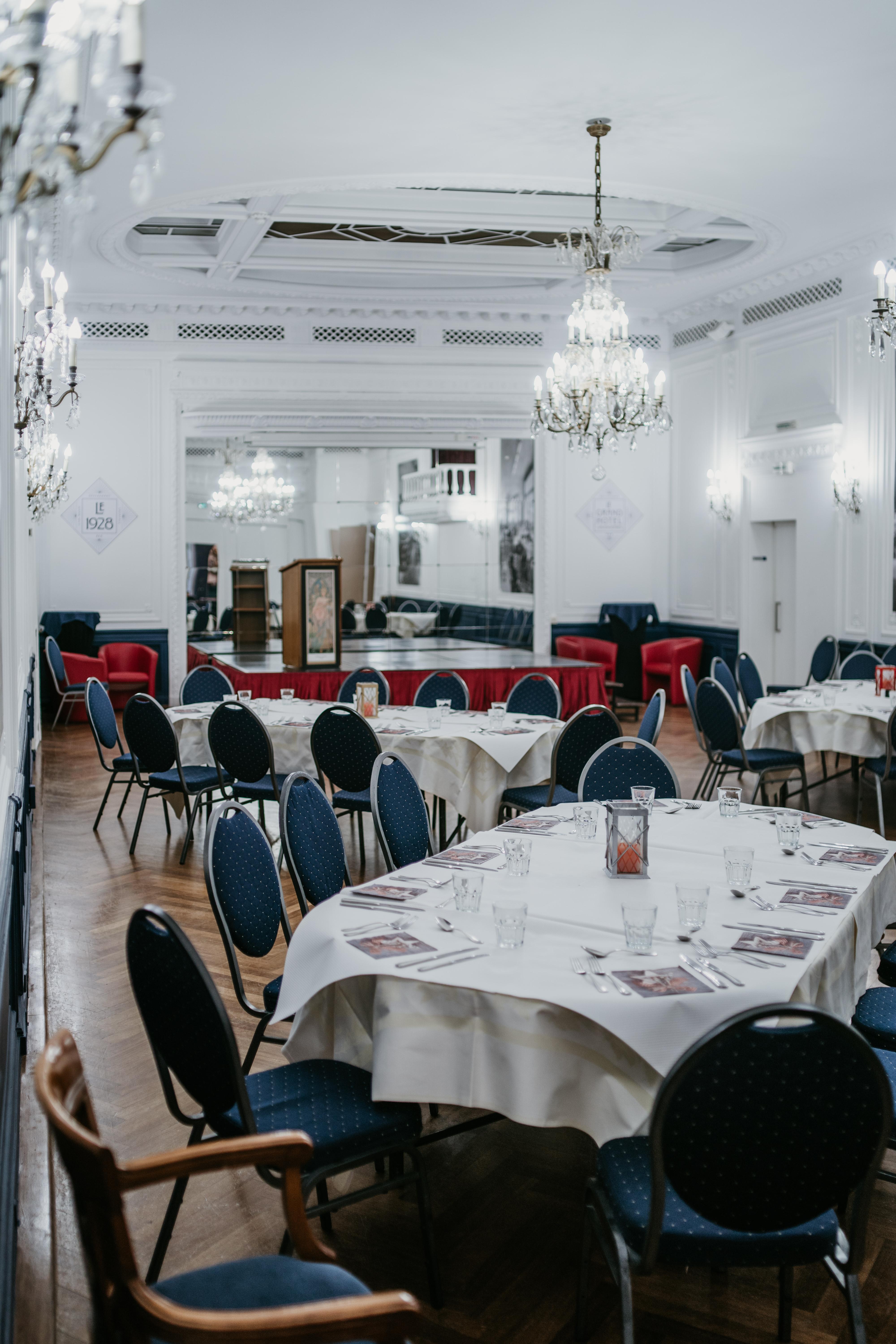 Le Grand Hotel Valenciennes Exteriér fotografie